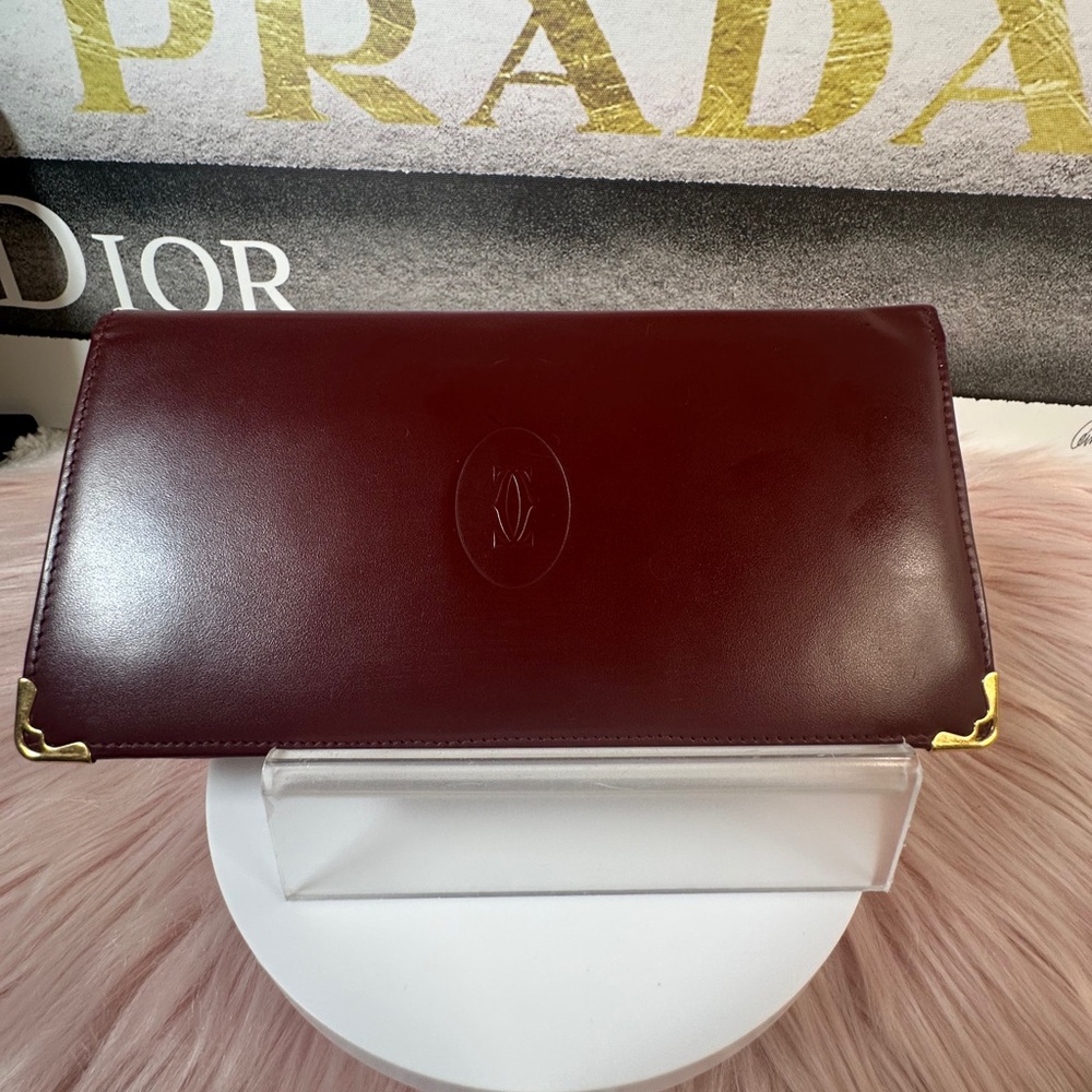 Cartier Must line Leather Long
Bifold Wallet Bordeaux authentic